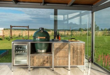 Venkovní kuchyně Gabasol pod pergolou - s lednicí, skříňkami na nádobí a grilem Big Green Egg